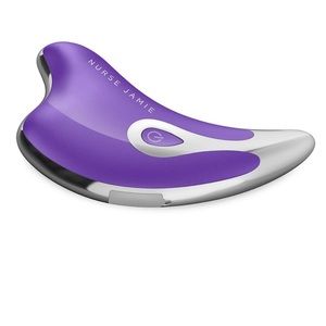 Nurse Jamie triangle facial beauty tool